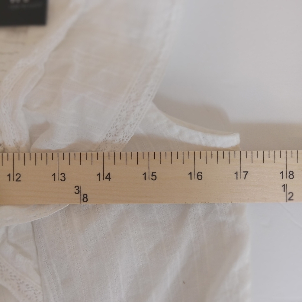 Size SP Kut from the Kloth White Flutter Sleeve Ruffle Lace Top Blouse NWT - Picture 5 of 7
